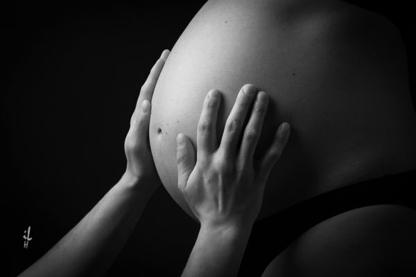 Isabelle Larrey Photographe Photographe Dinan Grossesse 1052 Sur 54 1 600x400 1